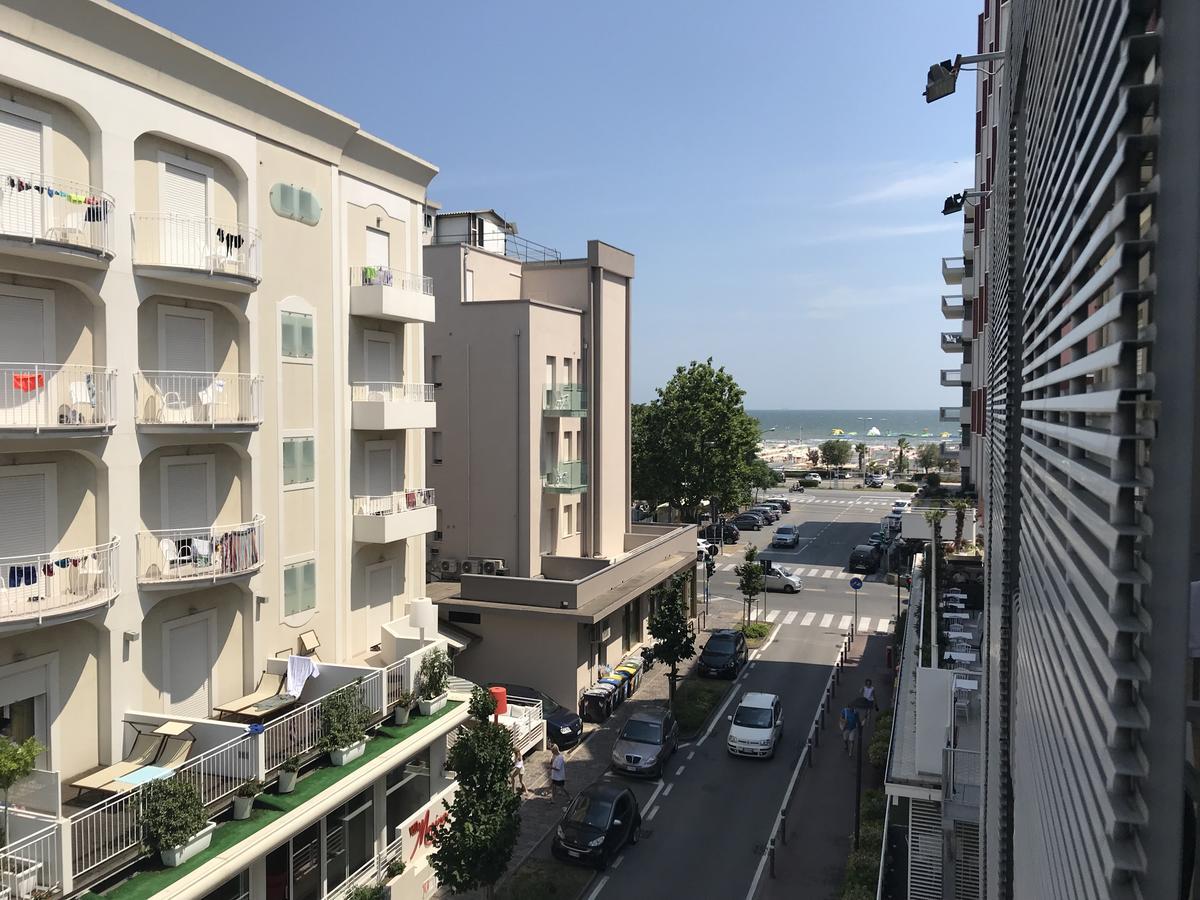 Hotel Losanna Rimini Exterior photo